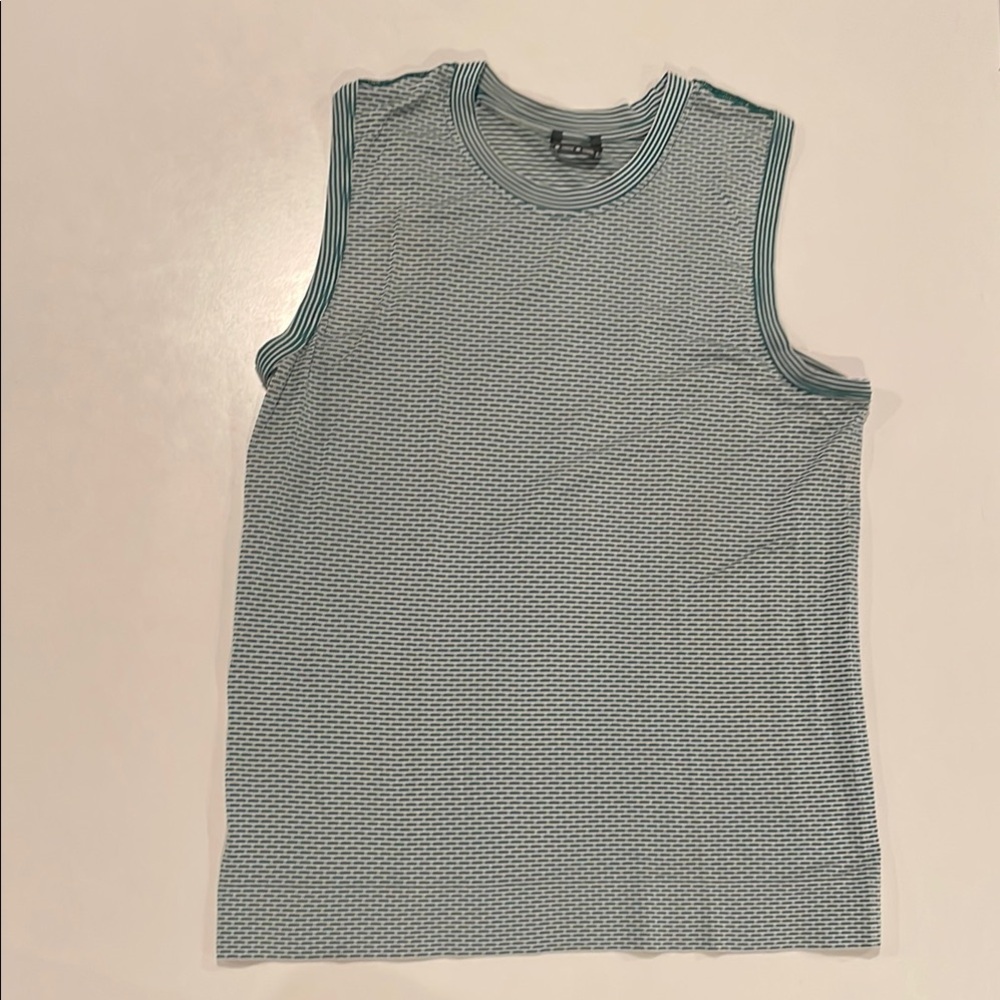 Oiselle lightweight running tank